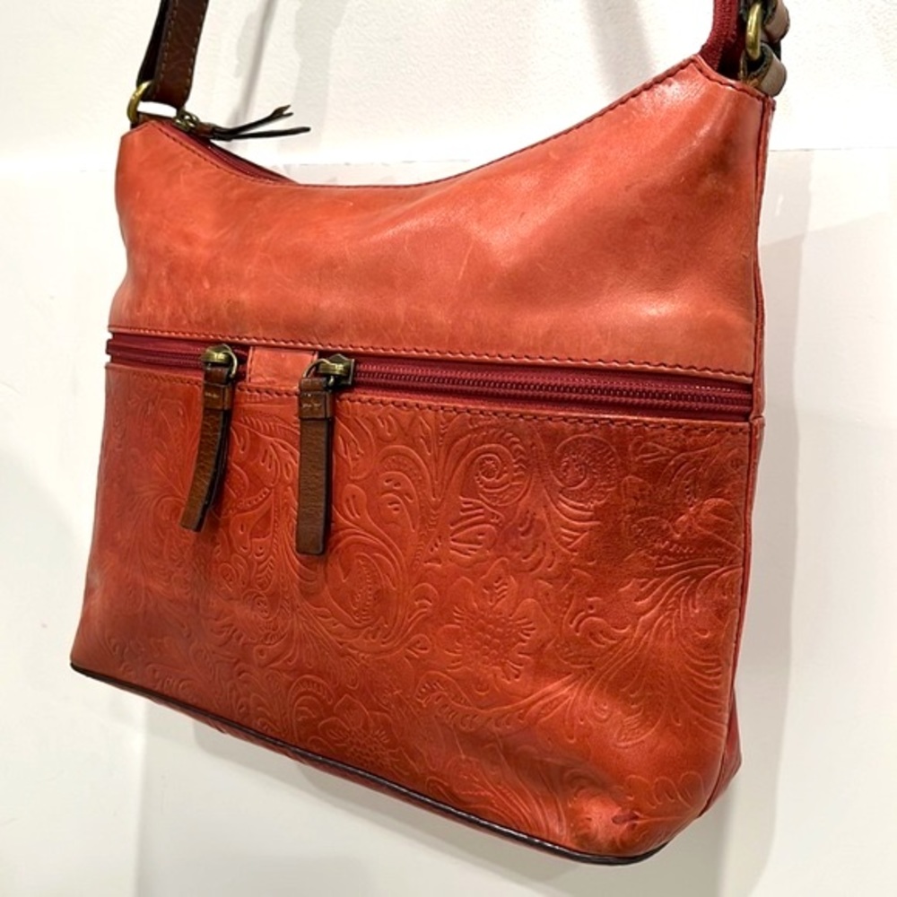 COLORADO USA. Genuine Leather, Shoulder Bag in Terracotta Colour - Picture 5 of 7